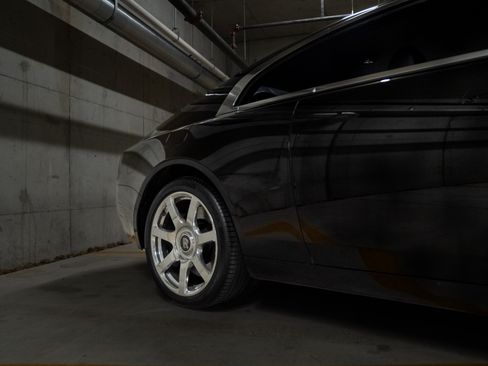 Used 2015 Rolls-Royce Wraith image 15