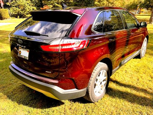 Used 2023 Ford Edge SEL w/ Convenience Package image 6