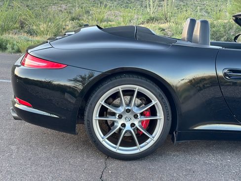 Used 2013 Porsche 911 Carrera S RWD image 19