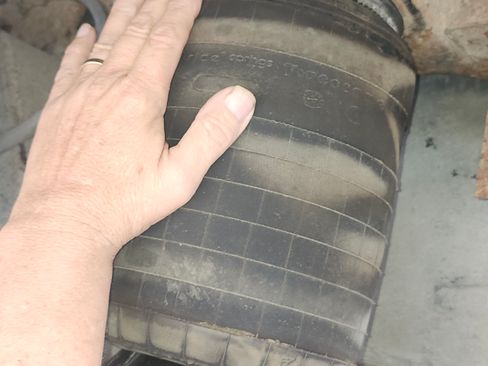 Used 1999 Ford F550 2WD Crew Cab Super Duty image 11