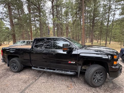 Used 2017 Chevrolet Silverado 2500 LT w/ Midnight Edition image 1