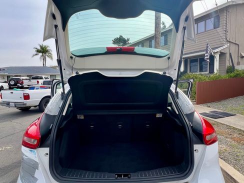 Used 2015 Ford Focus SE image 17