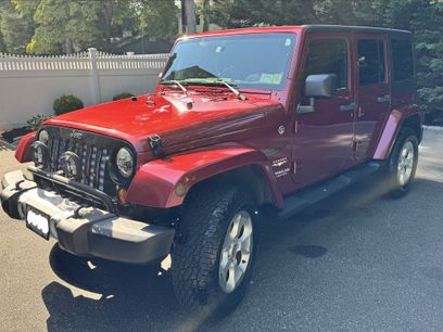 Used 2013 Jeep Wrangler Unlimited Sahara w/ Dual Top Group