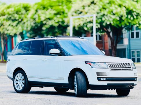 Used 2017 Land Rover Range Rover HSE AWD/4WD image 5
