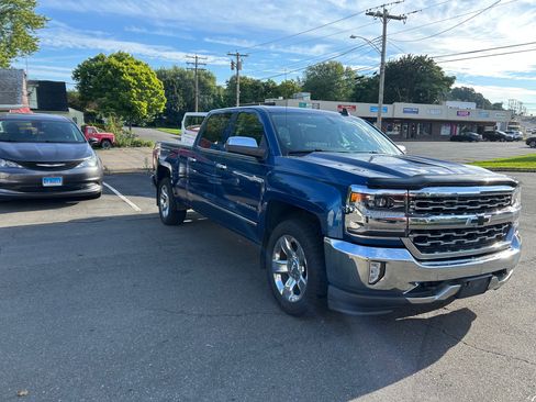 Used 2017 Chevrolet Silverado 1500 LTZ w/ Sport Package AWD/4WD image 5