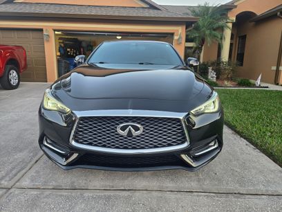 Used 2017 INFINITI Q60 Red Sport 400