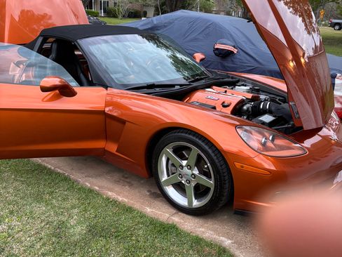 Used 2007 Chevrolet Corvette Convertible w/ Preferred Equipment Group image 16