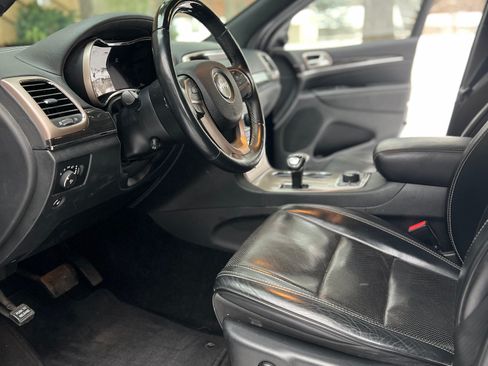 Used 2015 Jeep Grand Cherokee Overland image 9