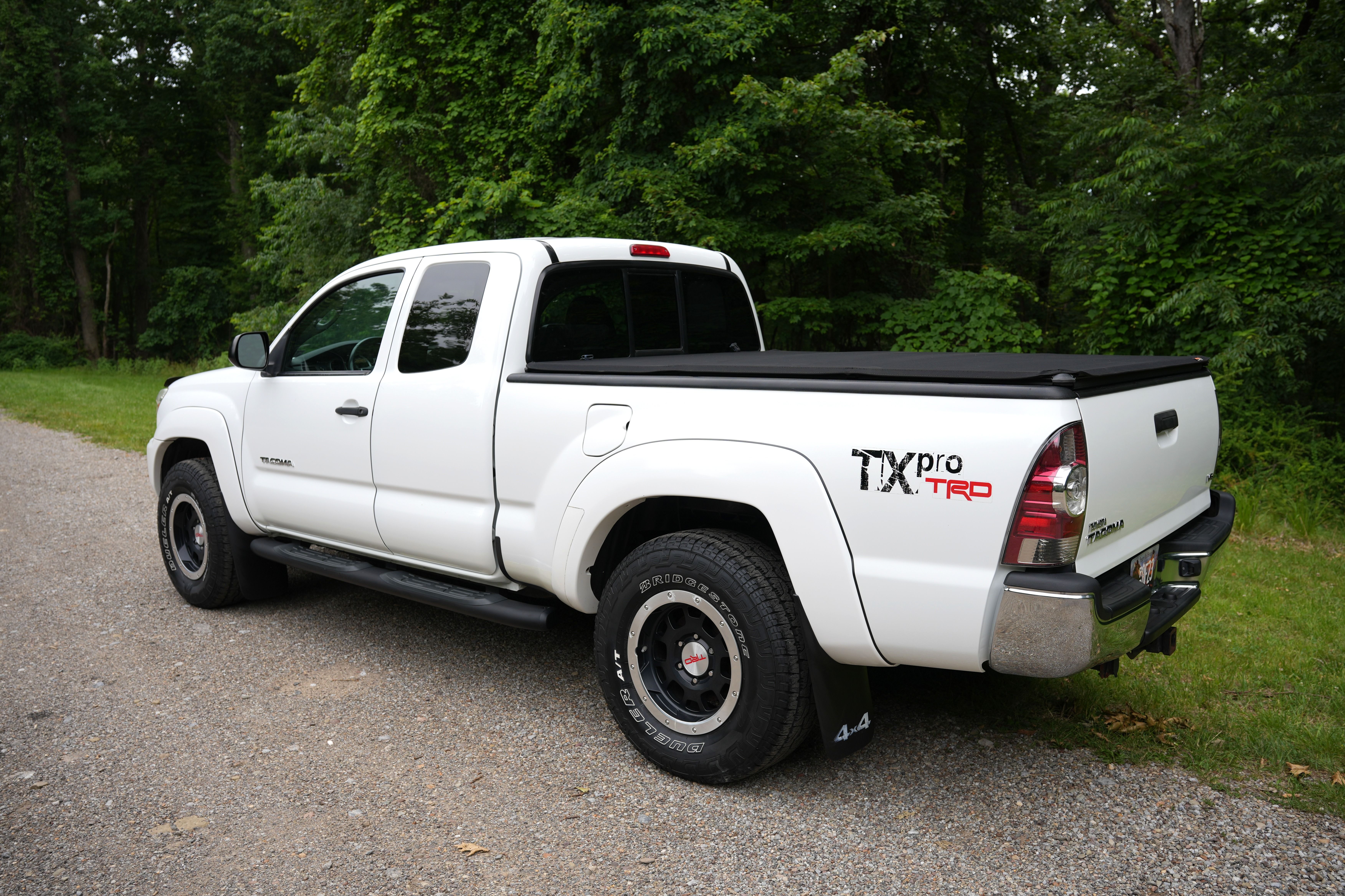Used 2013 Toyota Tacoma 4x4 Access Cab V6 w/ TRD Off-Road Pkg image 1