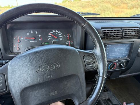 Used 2003 Jeep Wrangler Sport AWD/4WD image 2