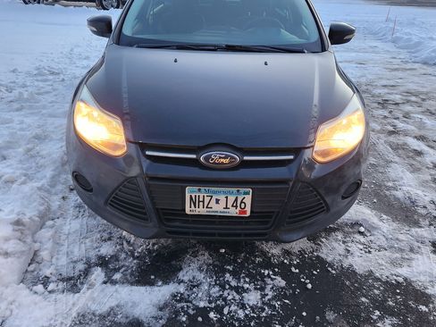 Used 2013 Ford Focus SE image 2