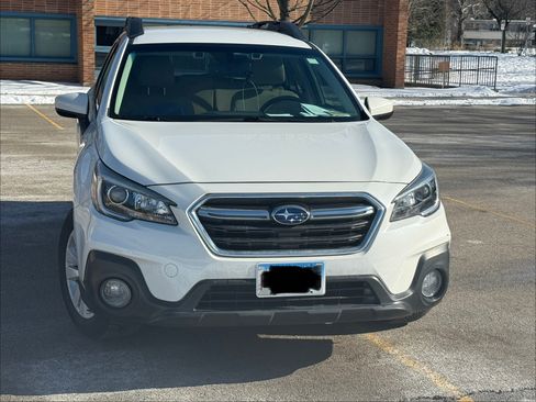Used 2019 Subaru Outback 2.5i Premium image 5
