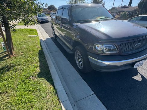 Used 2001 Ford F150 2WD SuperCrew image 5