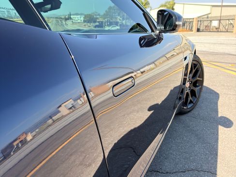 Used 2016 Jaguar F-TYPE Coupe RWD image 9