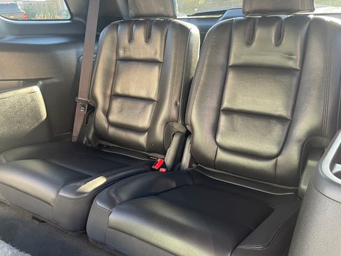 Used 2013 Ford Explorer Limited image 12