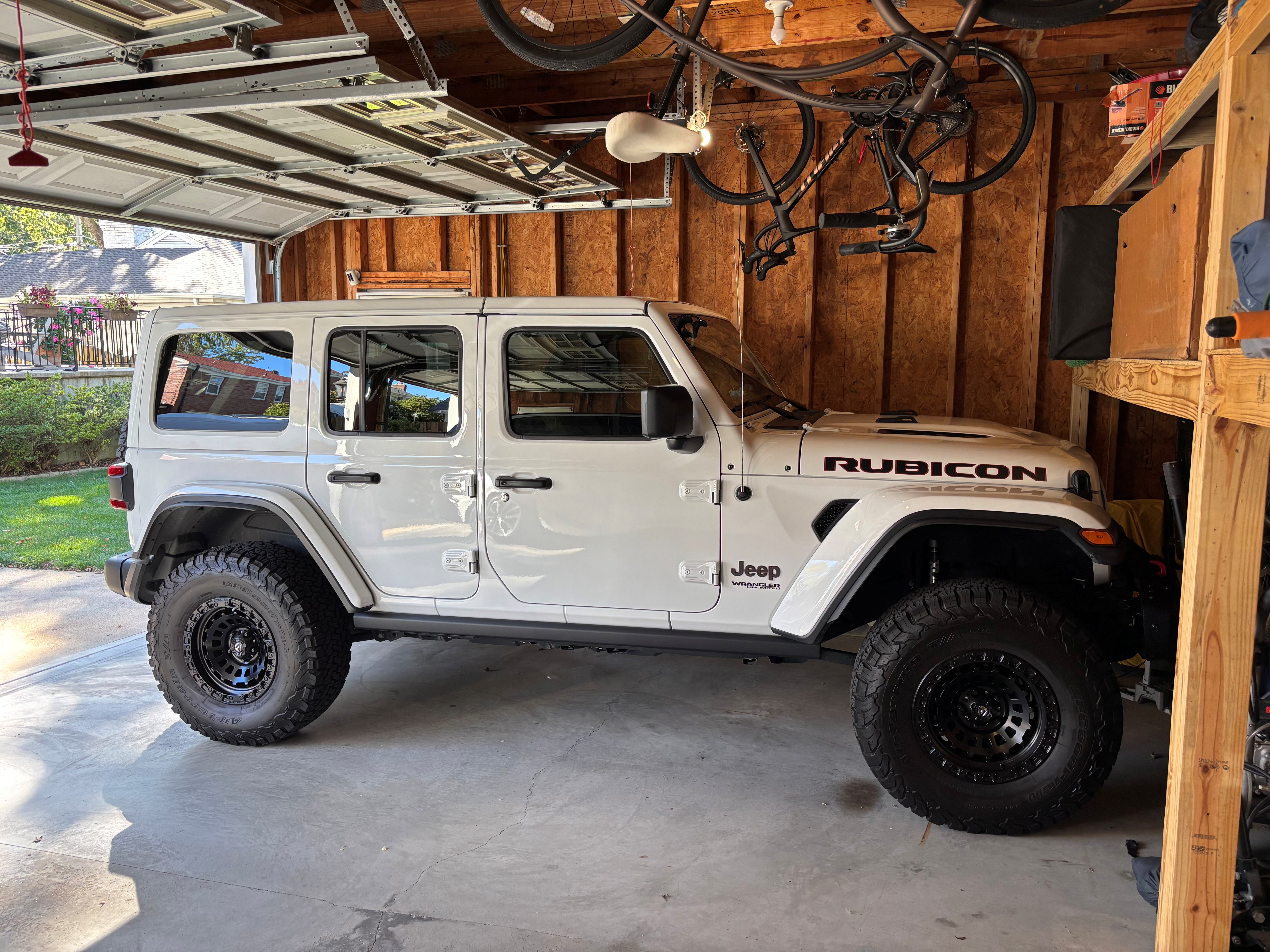 Used 2019 Jeep Wrangler Unlimited Rubicon AWD/4WD image 1