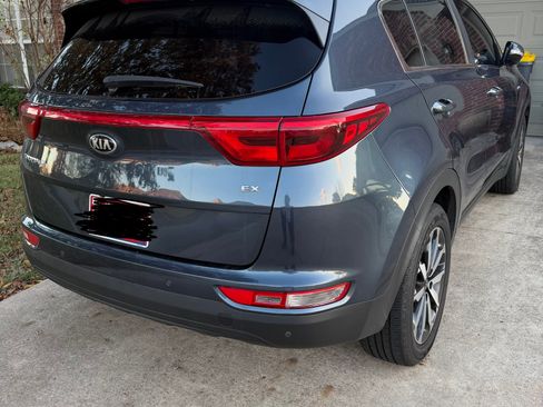 Used 2017 Kia Sportage EX w/ EX Technology Package image 4