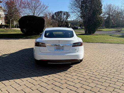 Used 2014 Tesla Model S image 18