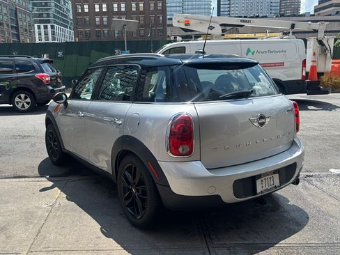 Used 2016 MINI Cooper Countryman FWD image 2