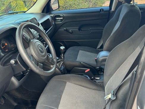 Used 2016 Jeep Patriot Sport image 10