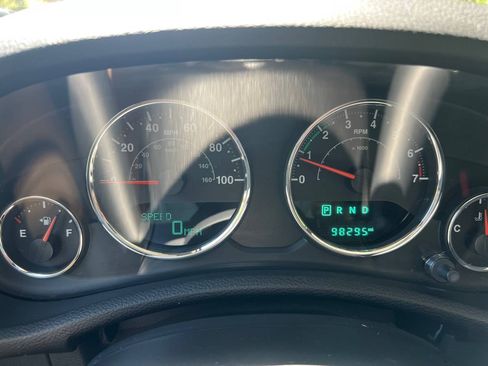 Used 2015 Jeep Wrangler Sport w/ Quick Order Package 24S AWD/4WD image 13