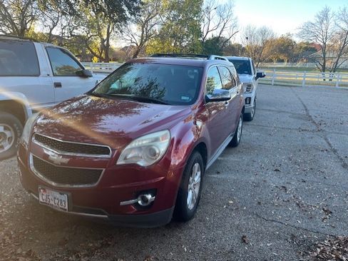 Used 2011 Chevrolet Equinox LTZ image 1