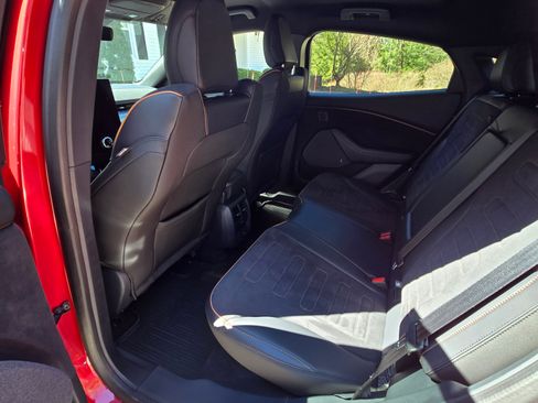 Used 2021 Ford Mustang Mach-E GT image 22