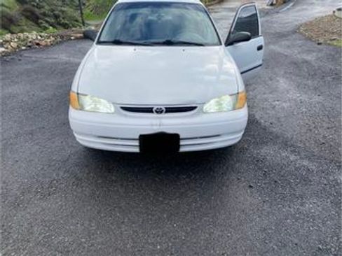 Used 1999 Toyota Corolla CE image 5