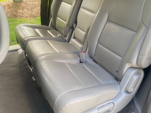 Used 2014 Honda Odyssey EX-L image 10