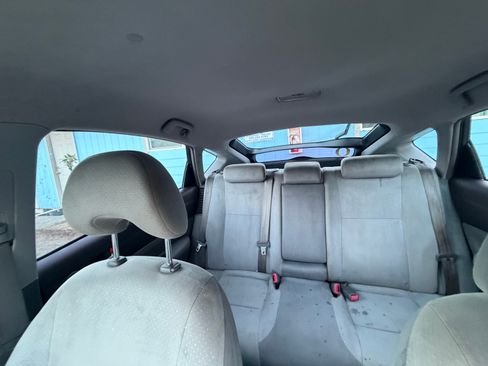 Used 2005 Toyota Prius FWD image 10