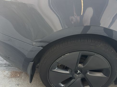 Used 2023 Tesla Model 3 Standard Range image 14