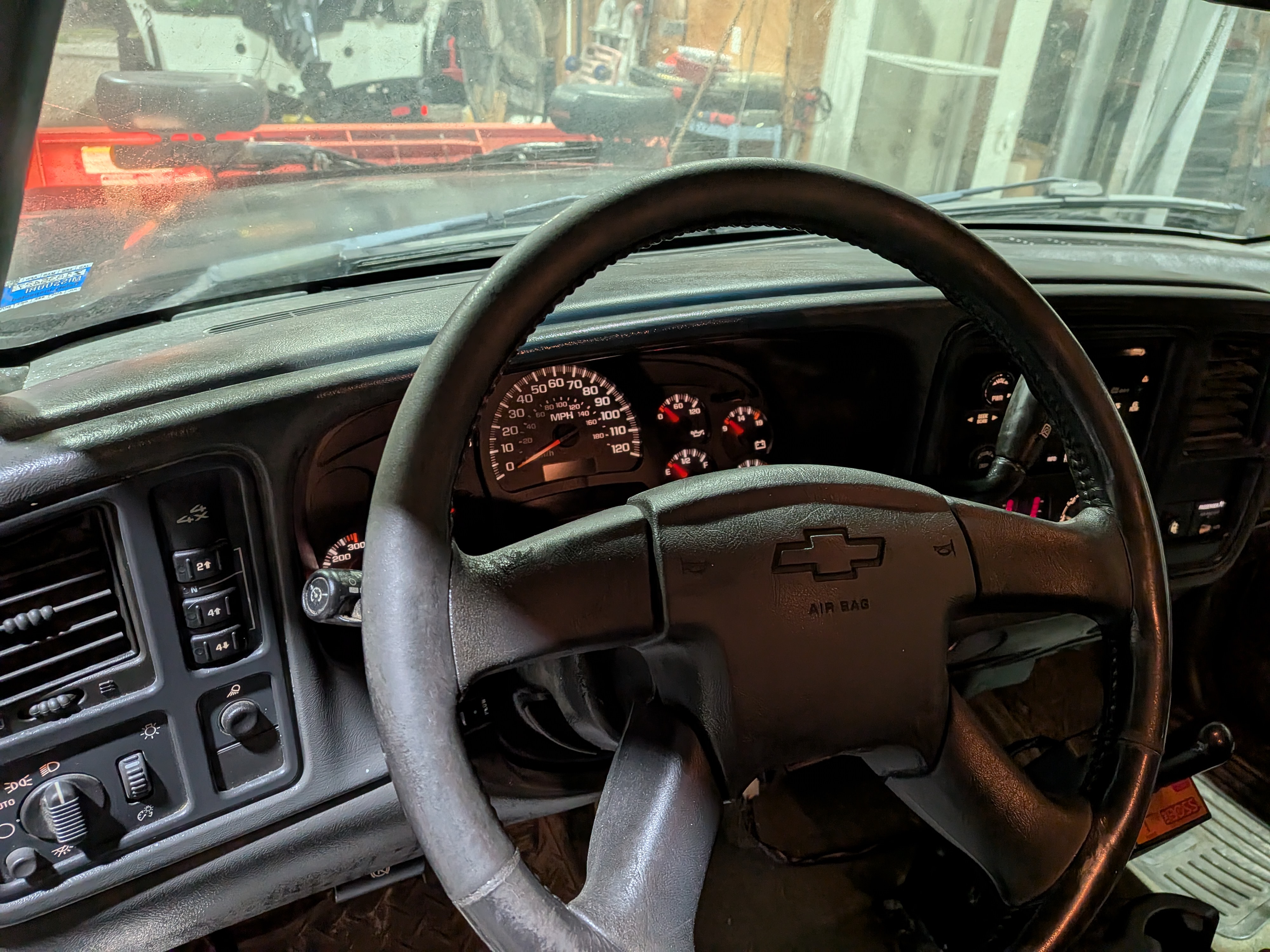 Used 2003 Chevrolet Silverado 2500 LS w/ Snow Plow Prep Package AWD/4WD image 8