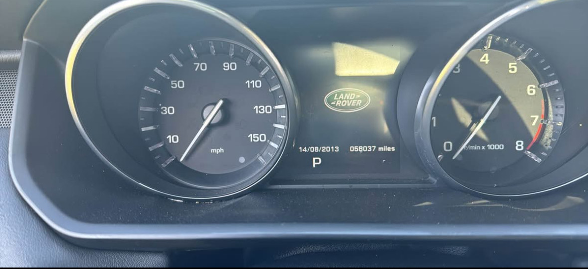 Used 2014 Land Rover Range Rover Sport HSE AWD/4WD image 16