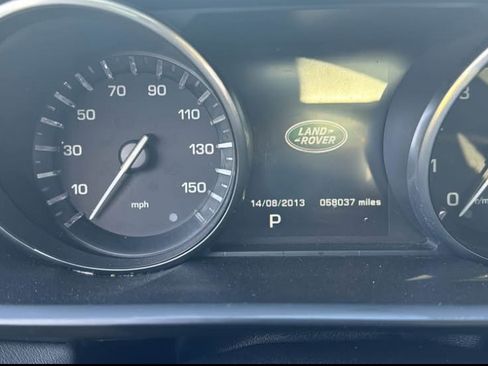 Used 2014 Land Rover Range Rover Sport HSE image 16