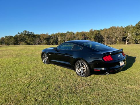 Used 2017 Ford Mustang GT w/ Enhanced Security Package image 2