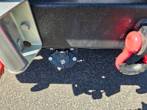 Used 2019 Jeep Wrangler Unlimited Sahara image 10