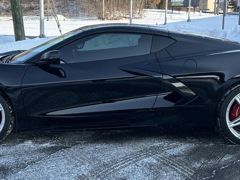 Used 2023 Chevrolet Corvette Stingray Coupe w/ 1LT image 2