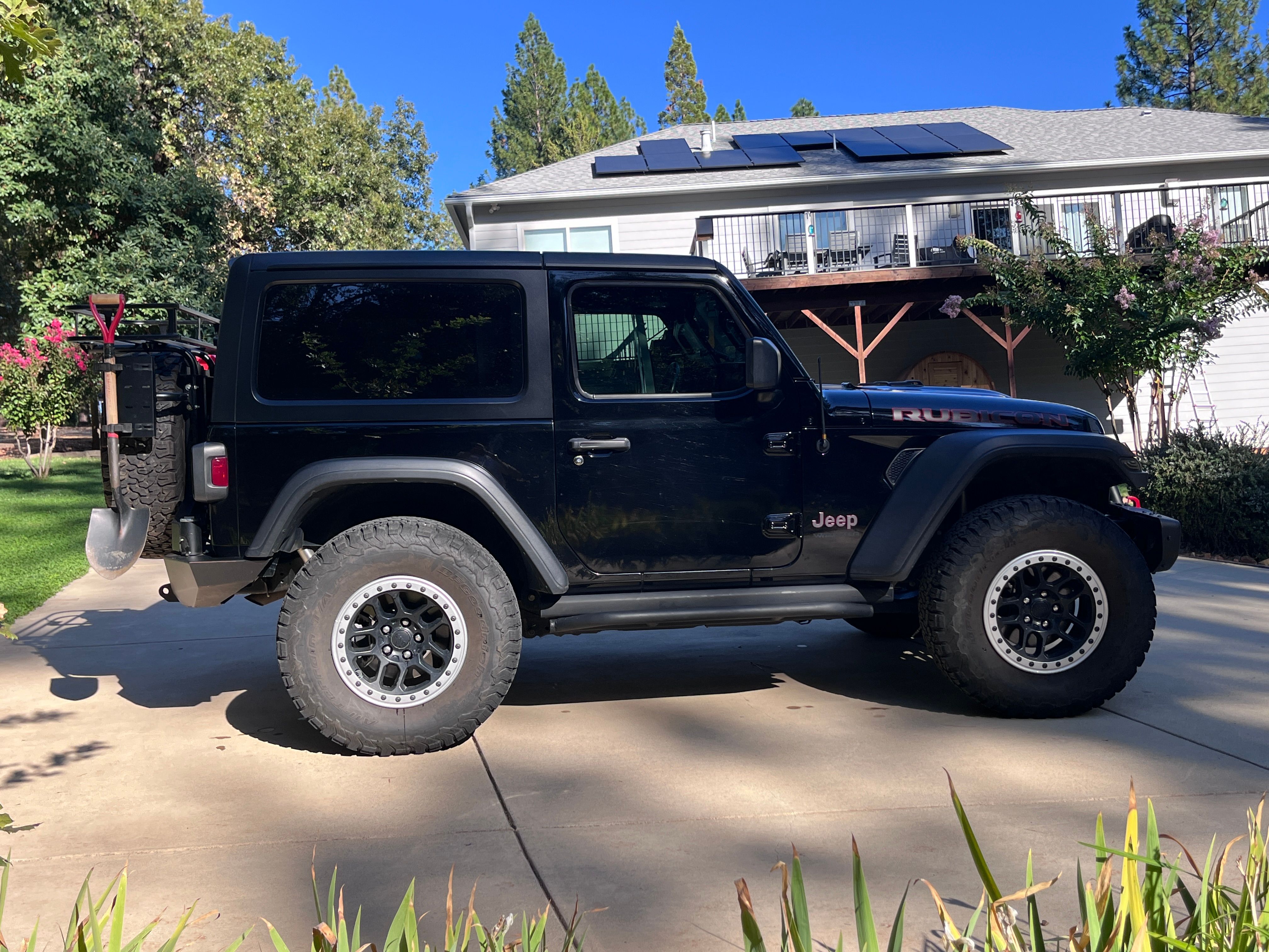 Used 2021 Jeep Wrangler Rubicon AWD/4WD image 5