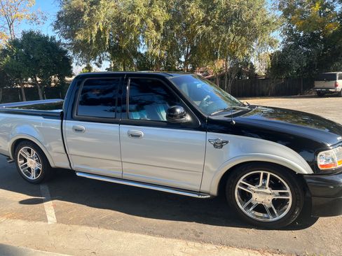 Used 2003 Ford F150 Harley-Davidson RWD image 4