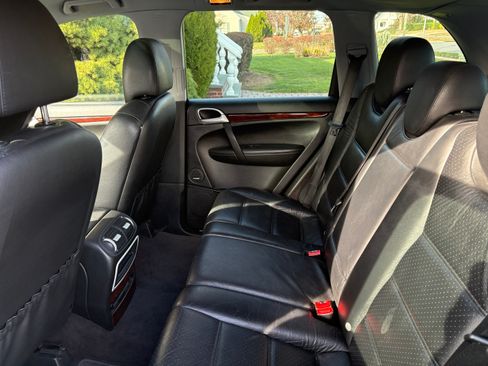 Used 2006 Porsche Cayenne S Titanium Edition image 15