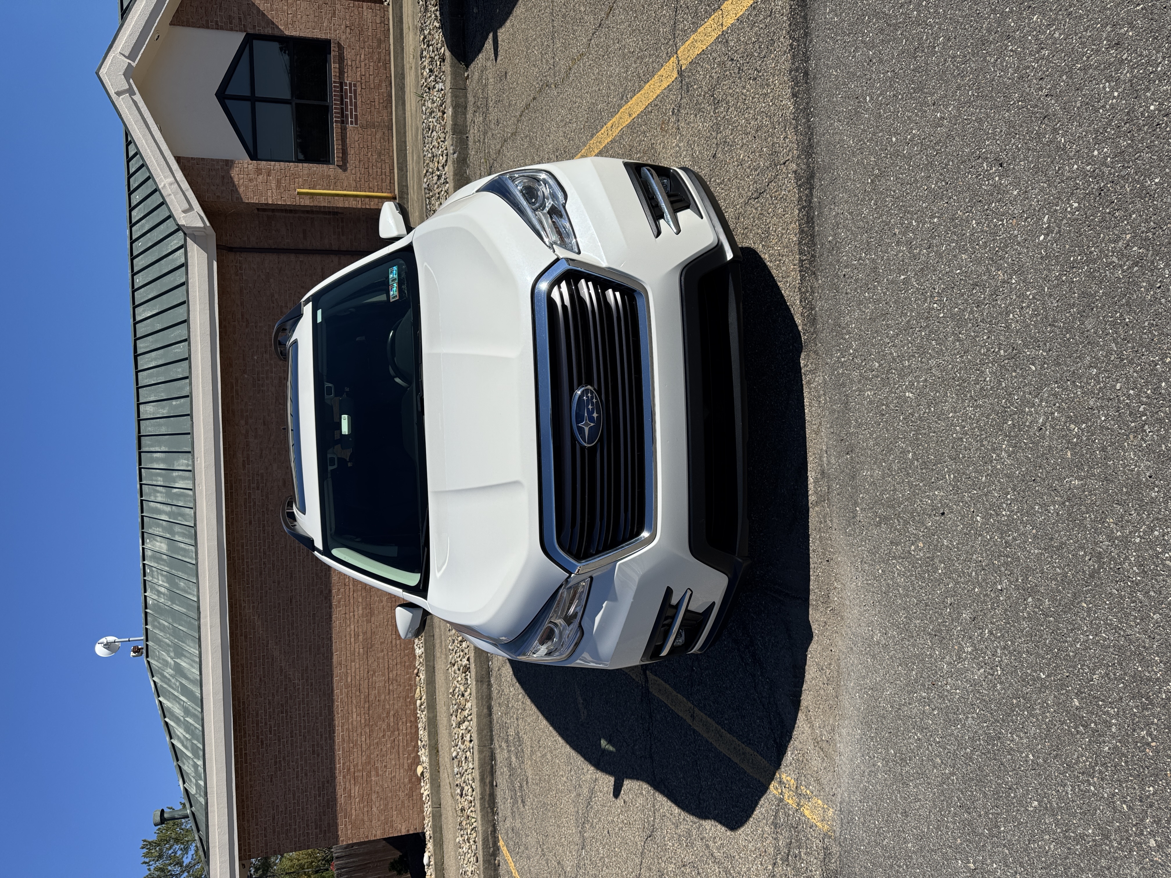 Used 2022 Subaru Ascent Limited w/ Technology Package AWD/4WD image 2