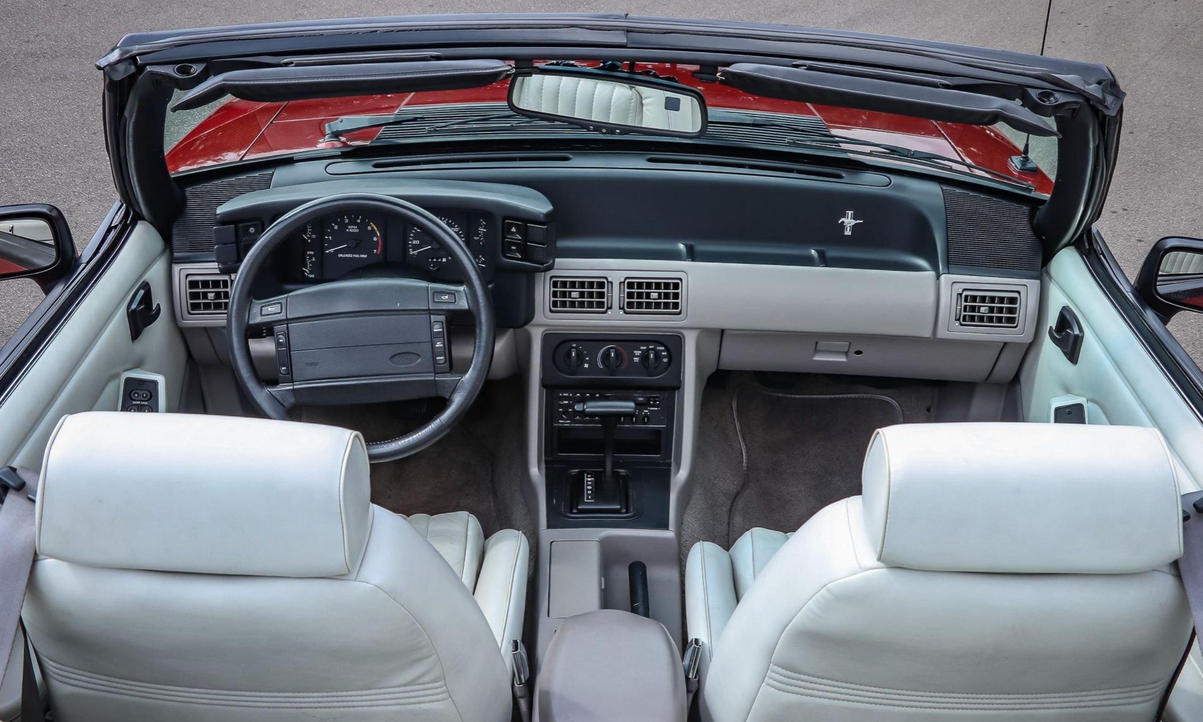 Used 1992 Ford Mustang GT RWD image 26