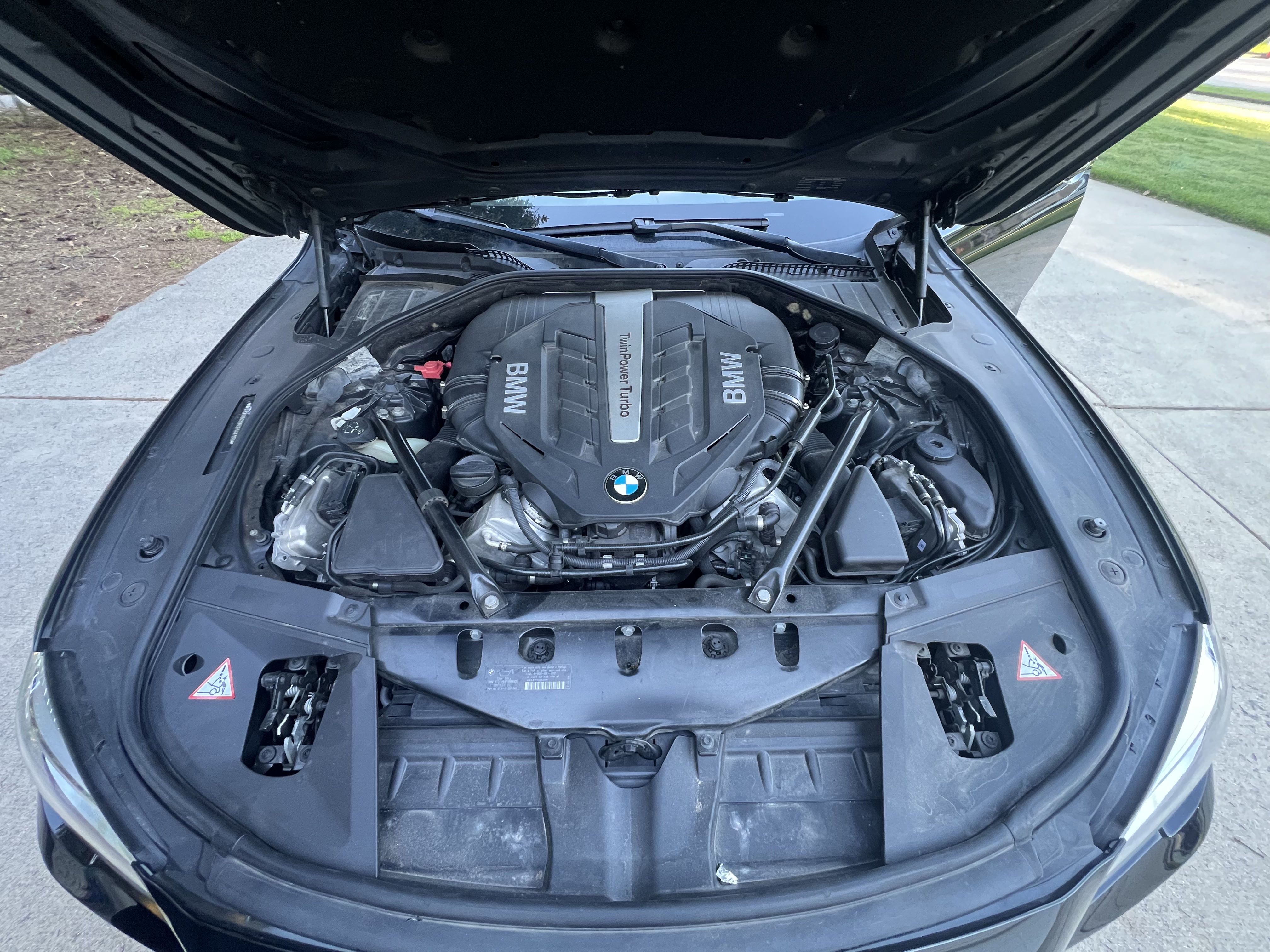 Used 2014 BMW 750Li xDrive AWD/4WD image 5