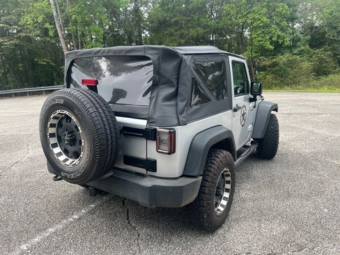Used 2012 Jeep Wrangler Sport AWD/4WD image 18