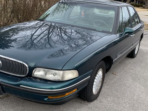 Used 1998 Buick Le Sabre Custom image 2