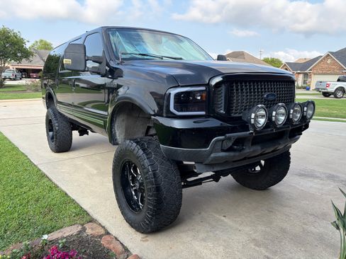 Used 2003 Ford Excursion Limited AWD/4WD image 4