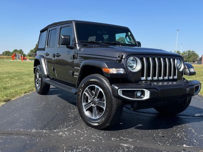 Used 2023 Jeep Wrangler Unlimited Sahara w/ Cold Weather Group