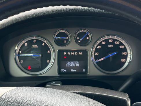 Used 2012 Cadillac Escalade EXT Premium image 9