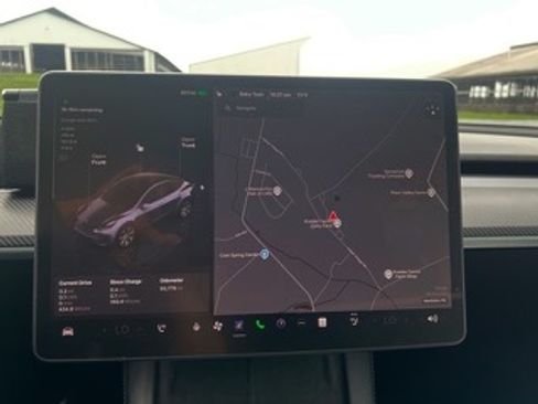 Used 2022 Tesla Model Y Long Range AWD/4WD image 14