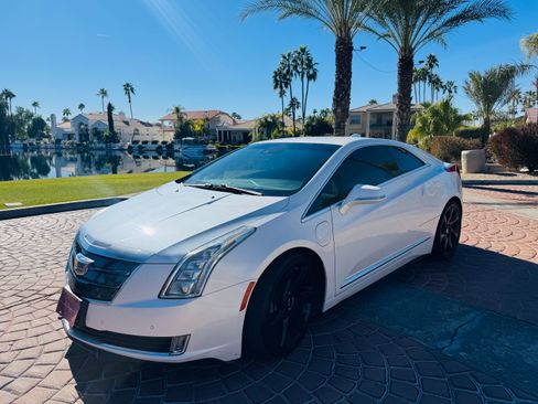 Used 2016 Cadillac ELR image 11